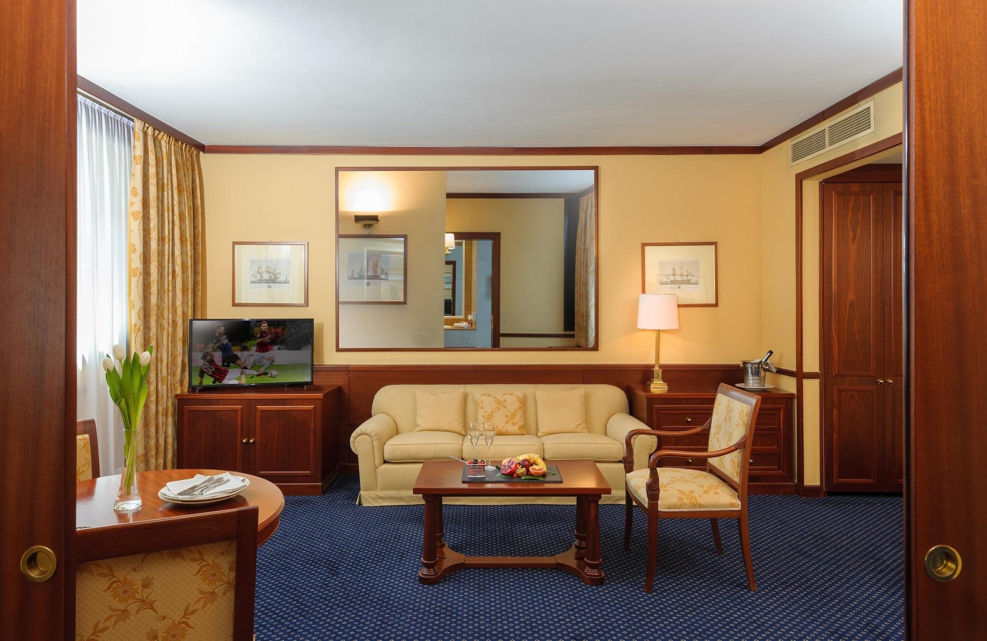 Leonardo Center 4*
